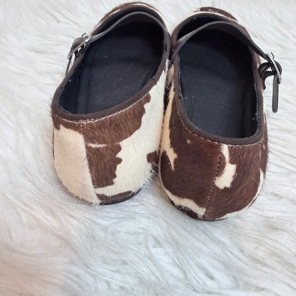 Gap Cow Print Calf Hair Mary Jane Flats Brown White Buckle Strap Shoes Size 7 - Picture 4 of 6
